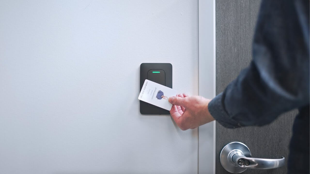 Optimize building security with a visitor management system seamlessly integrated with video security and access control. Streamline visitor check-in with a user-friendly process, alleviating reception staff workload and enhancing overall building security.